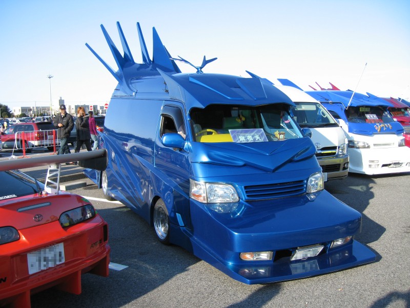 Extreme Japanese Custom Vans Look around you.